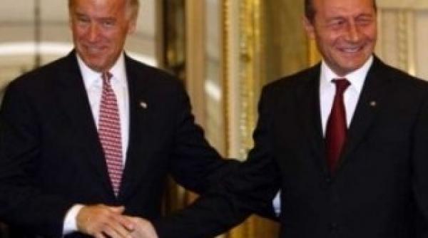 wikileaks basescu ii spunea lui biden ca presedintele afgan este complice la traficul cu droguri