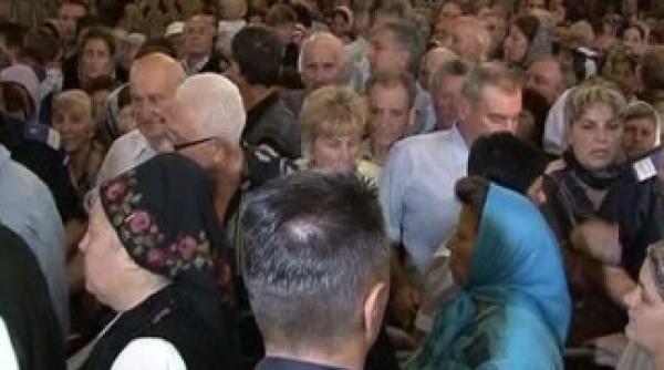 moastele a patru sfinti aduse de la muntele athos vor fi expuse luni in catedrala mitropolitana din cluj napoca