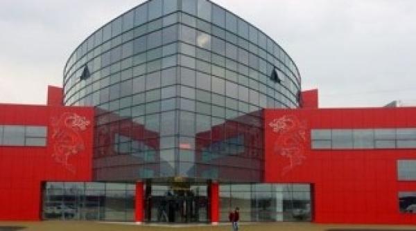 razie in complexul comercial dragonul rosu