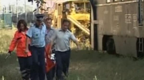 un copil s a electrocutat dupa ce s a urcat pe un vagon