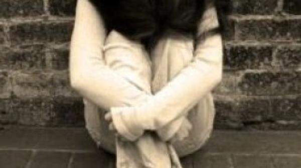 o minora de 12 ani a incercat sa se sinucida dupa ce a fost violata de propriul tata