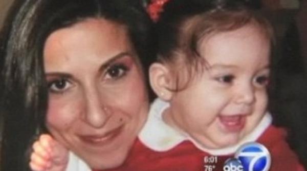 vezi gestul incredibil al unei femei care si a slavat copilul de la moarte cu propria viata