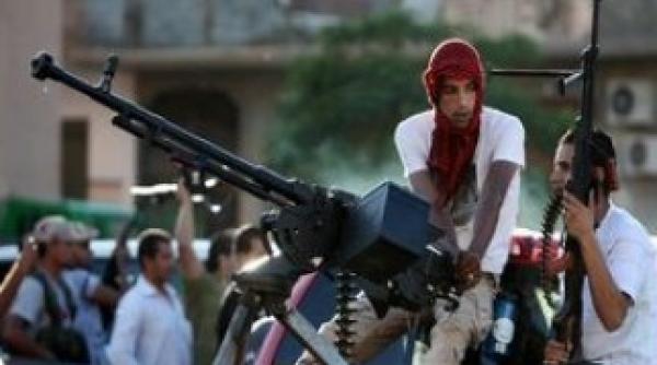 trei morti si 30 de raniti in lupte intre pro si anti gaddafi la tripoli