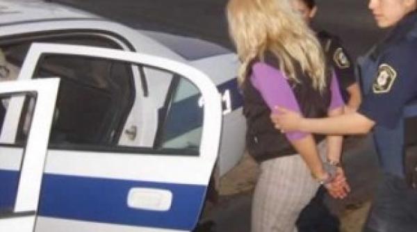 acuzati pentru proxenetism 45 de romani vor fi judecati in spania