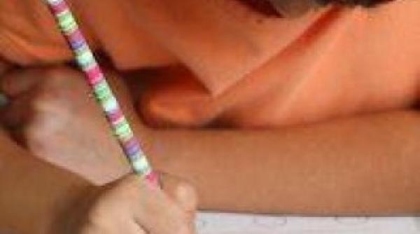 esti de acord cu propunerea ministerului educatiei de a inchide elevii indisciplinati in clasa de reflectie