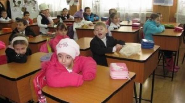 peste 30 000 de elevi si prescolari galateni tremura de frig