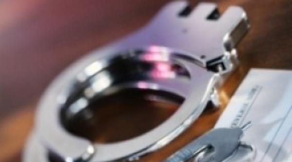 dosarul petromservice zece persoane au fost retinute in total in cazul delapidarii societatii