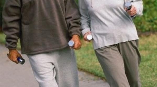 exercitiile fizice reduc riscul aparitiei depresiei la batrani