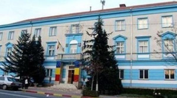 functionarii din primaria petrosani speriati de curtea de conturi