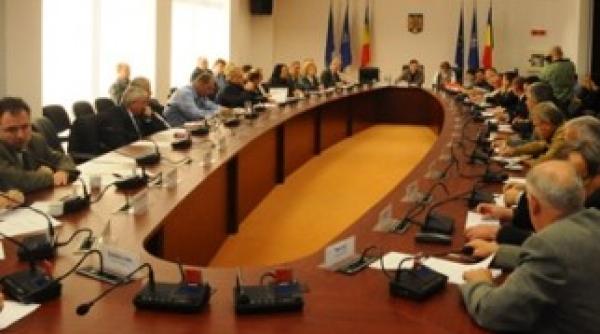 timp de trei luni o comisie speciala va analiza toate licitatiile cj cluj din ultimii 11 ani