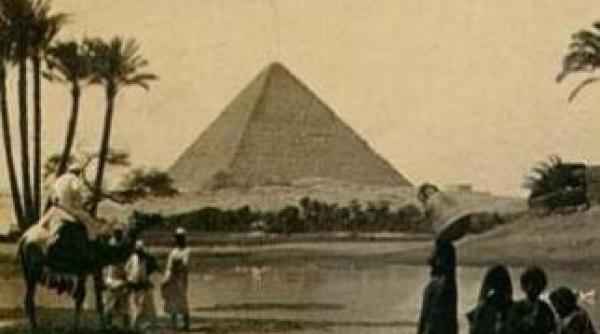 111111 piramida lui keops a fost inchisa