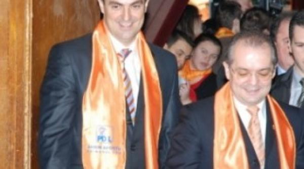 analist politic coruptia de la cluj compromite imaginea pdl tacerea lui emil boc este suspecta