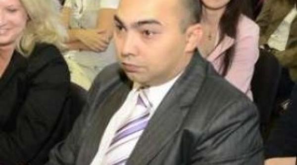 dupa ce a intrat in atentia ani fiul ministrului sanatatii a renuntat la postul de manager al spitalului judetean oradea