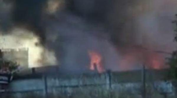 pericol de explozie in buzau o cisterna plina cu o tona de propan a luat foc