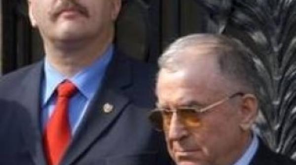 iliescu acuza manevra veninoasa a lui dancu de a alimenta suspiciuni intre vechii lideri si ponta