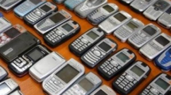 descinderi in 6 judete si capitala la suspecti de contrabanda cu telefoane contrafacute