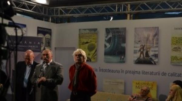 a treia zi a targului de carte gaudeamus lume multa lansari si promotii