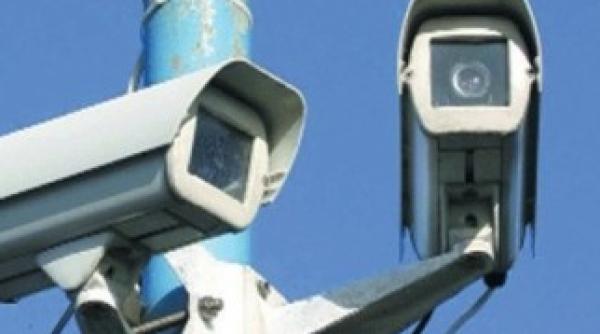 un primar din spania a montat camere speciale pentru romani