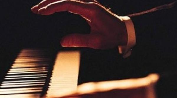 cum reusesc muzicienii amnezici sa nu isi piarda capacitatea de a canta