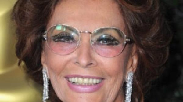 act caritabil marca sophia loren