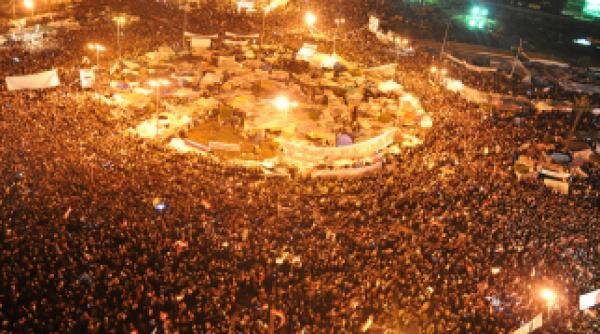 80 de persoane ranite intr o singura zi in piata tahrir din cairo