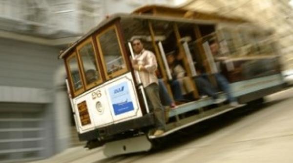 ai ucide o persoana pentru a salva cinci sondaj