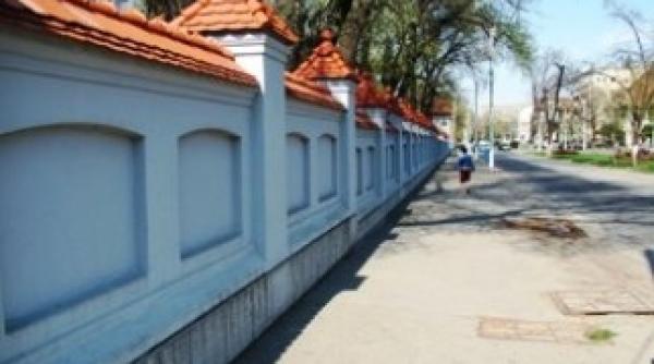 basescu nu respinge ideea unui guvern de tehnocrati dar nu l poate demite pe boc