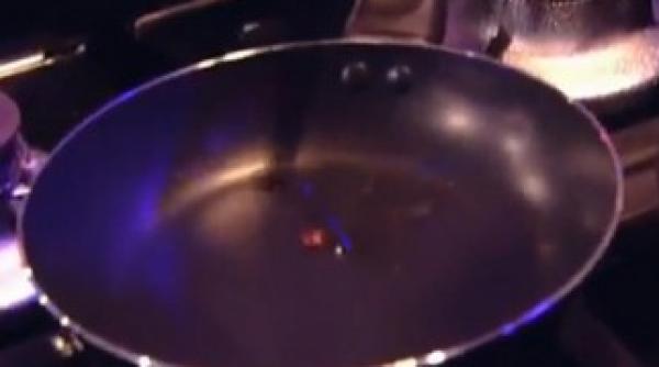 lectie de canibalism la tv prezentatorii si au gatit si mancat reciproc carnea video