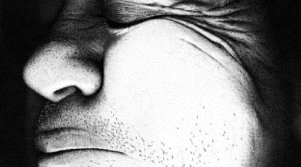 portret realizat din 32 milioane de puncte in 210 ore video