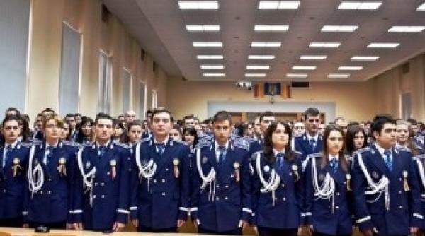 absolventii academiei de politie vor debuta in meserie pe strazi in sectorul operativ
