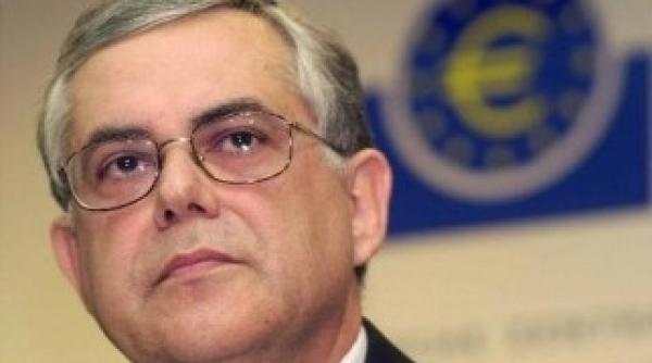 lucas papademos grecia risca sa intre in incapacitate de plata in martie