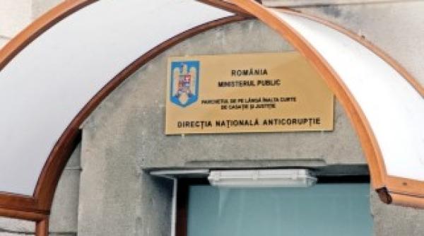 avocat din baroul bucuresti retinut pentru trafic de influenta