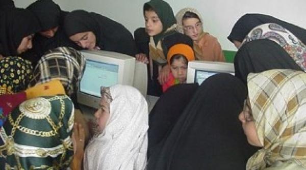 iranul vrea propriul internet