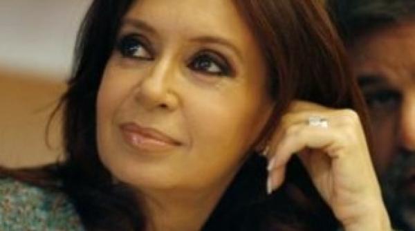 presedintele argentinei cristina kirchner a fost operata de cancer tiroidian