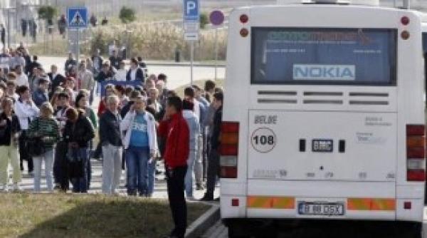 somerii de la nokia vor primi 200 de euro de la ue pentru tuns barbierit si haine