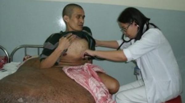 interventie chirurgicala incheiata cu succes in cazul tumorii de 90 de kilograme