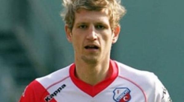 mihai nesu a inceput sa si simta mana stanga