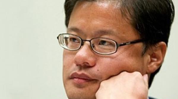 surpriza cofondatorul yahoo jerry yang a demisionat