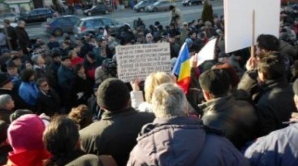 freedom house posibile probleme in romania din cauza crizei in europa