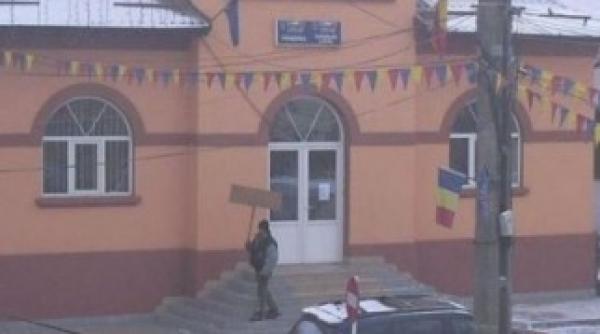 protestatarul de la baia de aries nu sper prea multe dar exista un dumnezeu