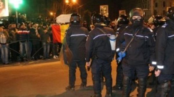 jandarmii se dau de gol filmarea oamenilor la perchezitie ilegala