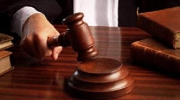 curtea constitutionala comasarea alegerilor locale cu cele parlamentare neconstitutionala