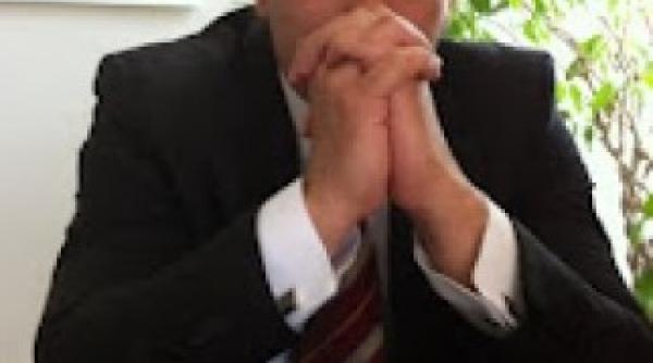 rafael vrea sa i suteasca tronul lui cioaba