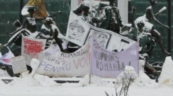 ingeniozitatea potestatarilor din piata universitatii nu are limite vezi cum evita gerul