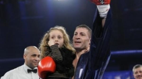 viorel simion si a aparat centura de campion wbc international