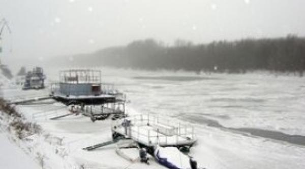 dunarea a inghetat complet la silistra dupa 27 de ani