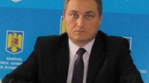 prefectul de vrancea ne am trezit cu utilajele lui becali in fata prefecturii