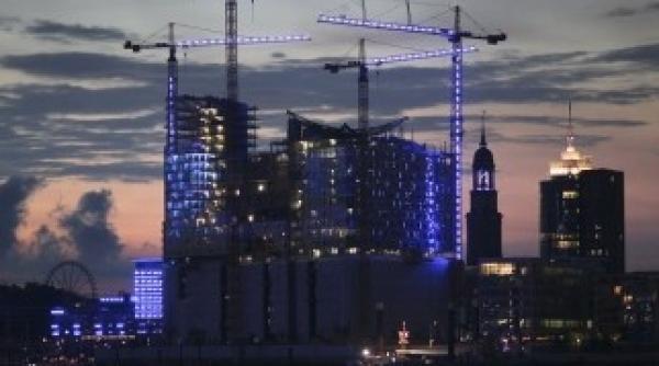 in plina criza financiara nemtii investesc 500 de milioane de dolari intr o sala de concerte