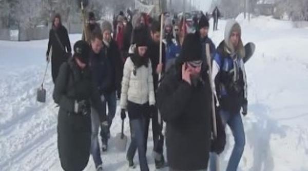 de ce a refuzat primarul din reviga ajutorul voluntarilor veniti la deszapezit