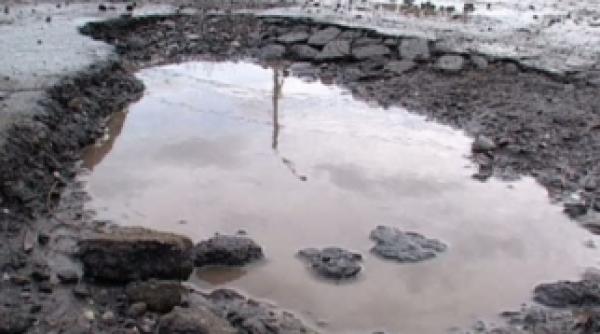 mircea raicu oprescu se face vinovat de starea dezastruoasa a drumurilor